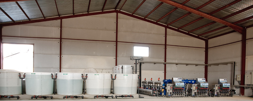 千庫網(wǎng)-工廠里的機(jī)器