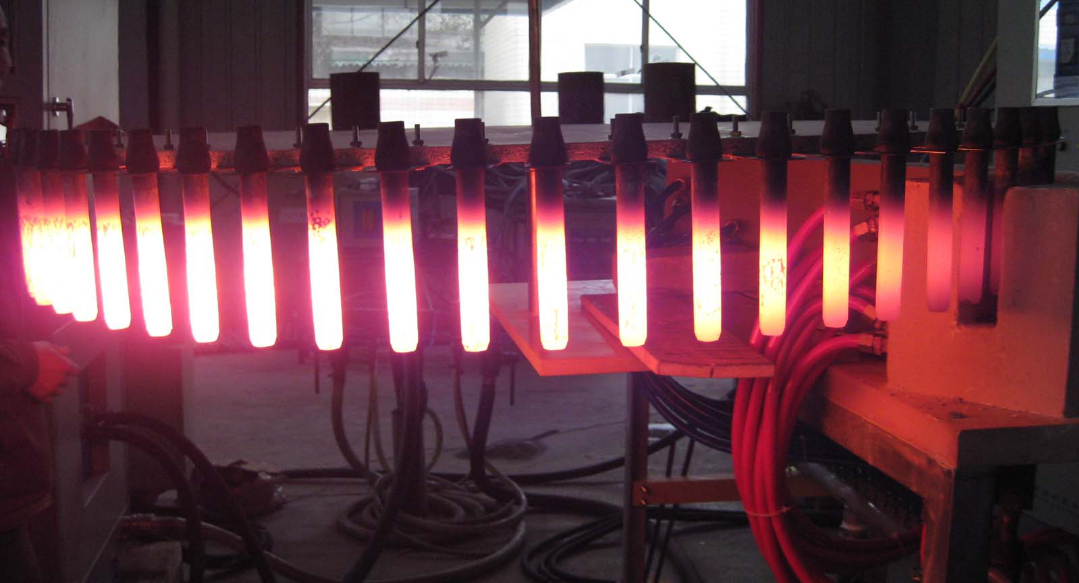 感應加熱爐現場圖