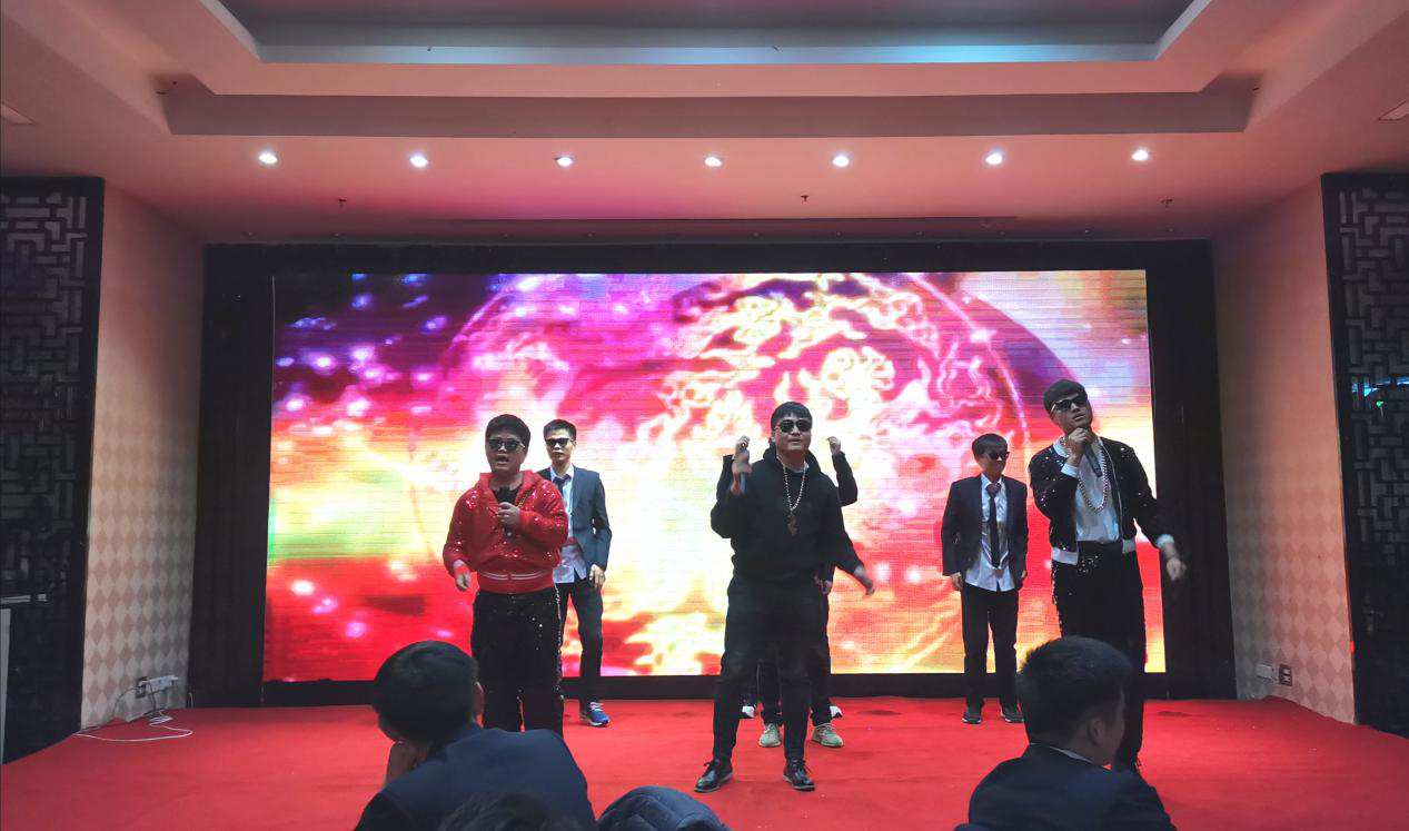 歌舞類年會(huì)節(jié)目