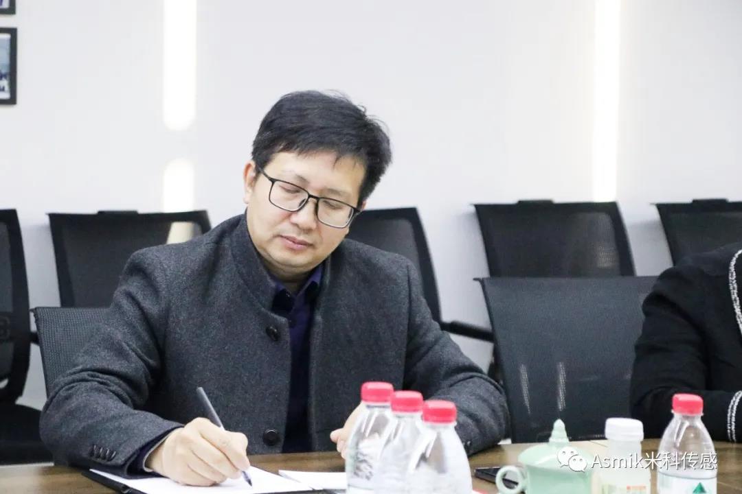 座談會現場閆樹斌教授 座談會現場閆樹斌教授